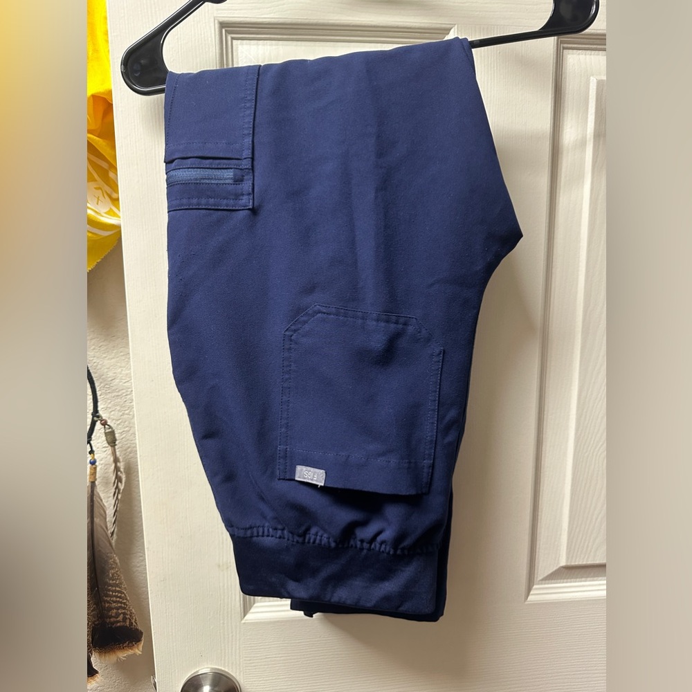 Navy Figs Scrub Straight leg pant